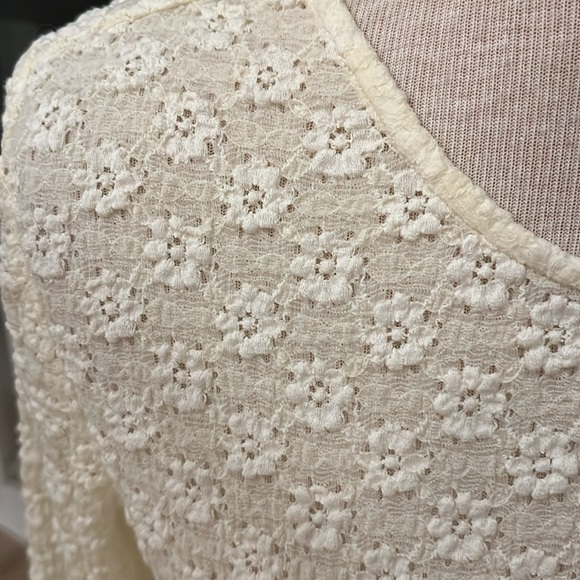 EUC soft yellow lace sweater from Rebecca Taylor - Picture 6 of 12